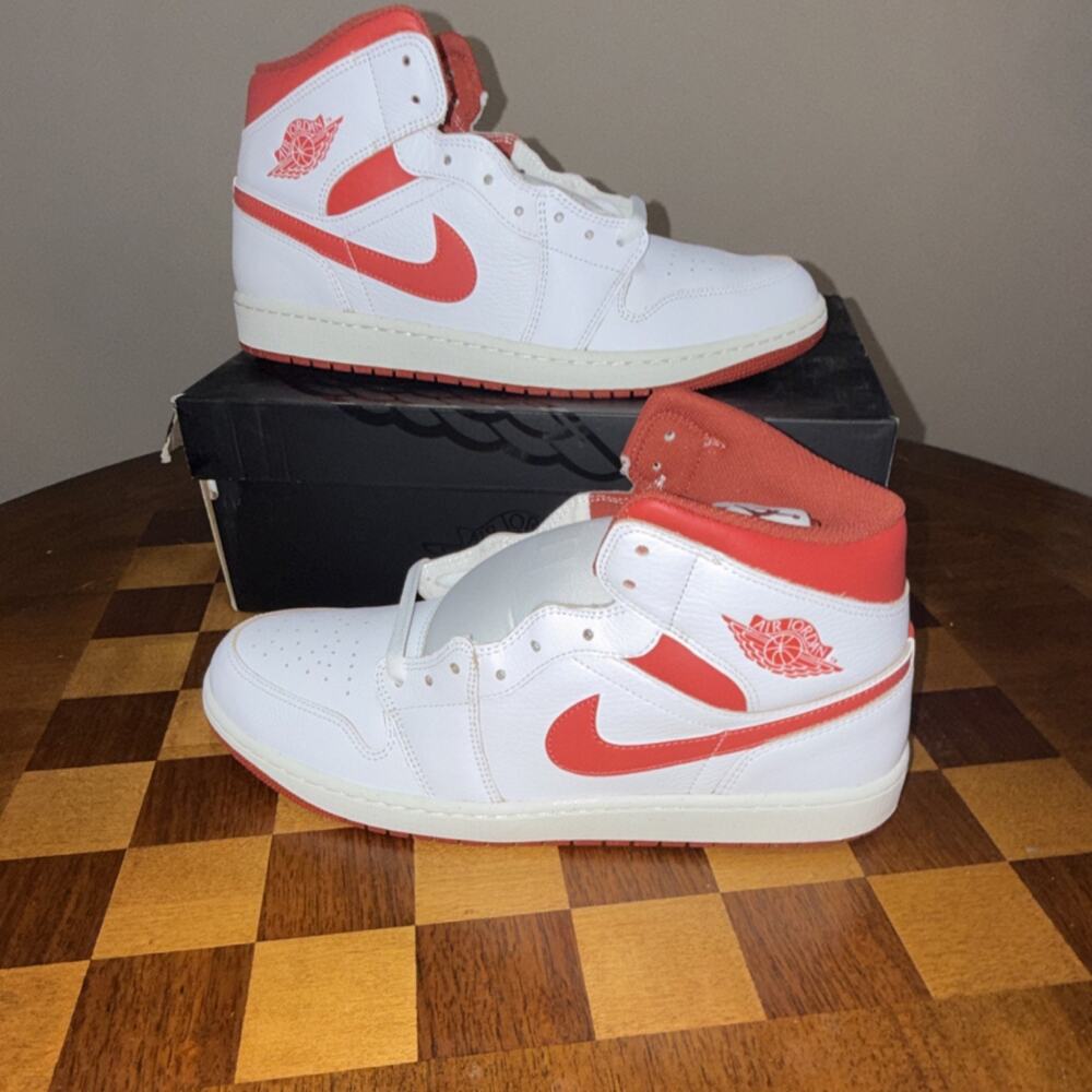 Jordan Air Jordan 1 Mid SE White Lobster Dune Red Sail Men's 13